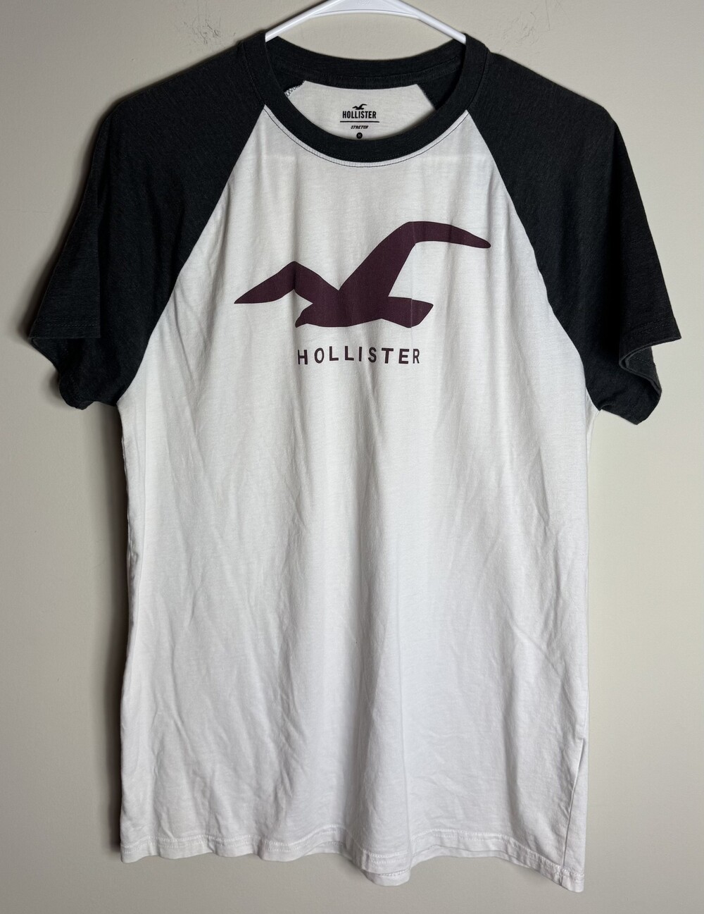 Hollister Medium Black White Raglan Sleeve Stretch T-Shirt